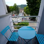 Pod Kasztanami *