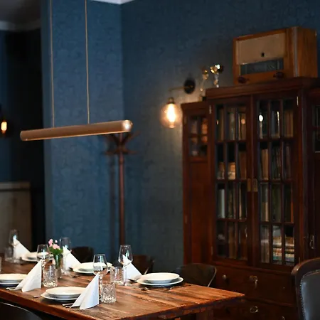 ホームステイ Pod Kasztanami