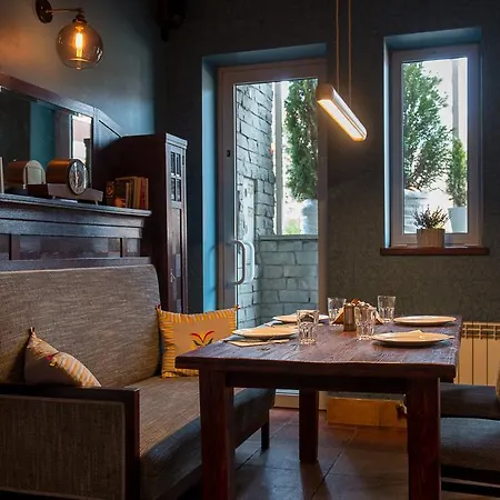 ホームステイ Pod Kasztanami